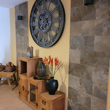 فندق مبيت وإفطار Chabela's 2*