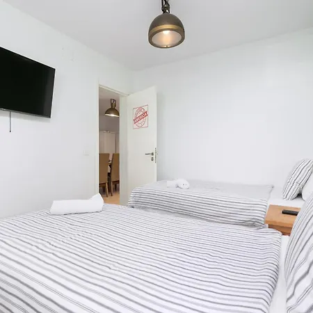 Chabela's Bed & Breakfast Lajita